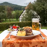 Landhotel-gasthof Gruener Baum מלון 3*