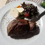 Landhotel-gasthof Gruener Baum מלון הרסברוק