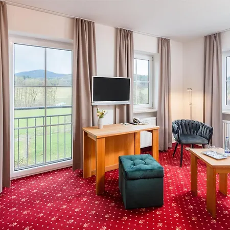 Landhotel-gasthof Gruener Baum Hotel