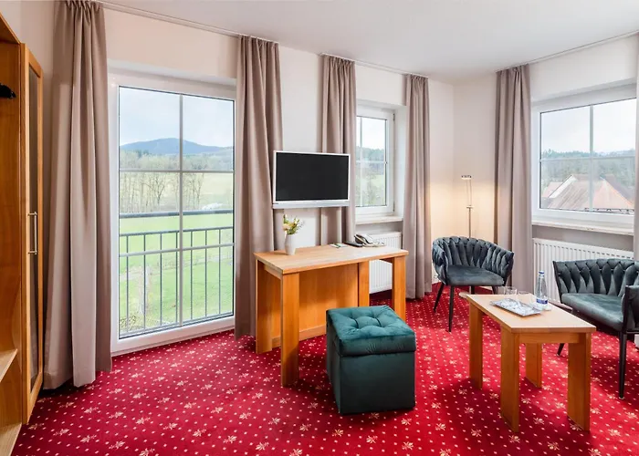 Landhotel-gasthof Gruener Baum Hotel