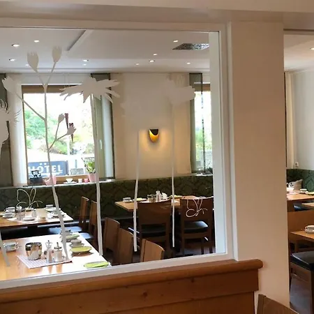 Hotel Landhotel-gasthof Gruener Baum Hersbruck