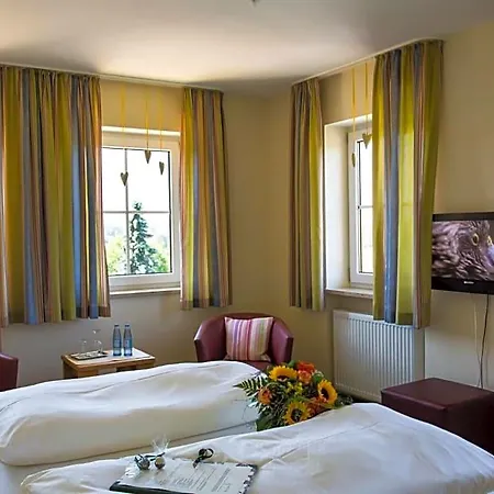 Landhotel-gasthof Gruener Baum 호텔 헤르스브루크